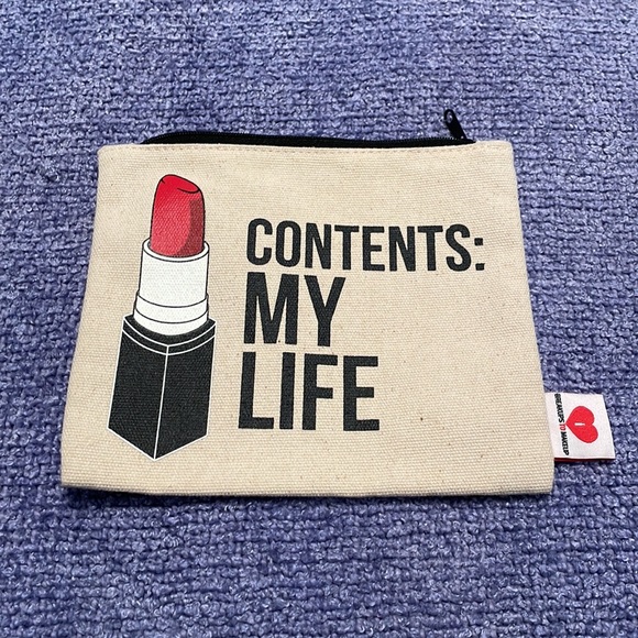 MAKE UP BAG BY BREAKUPS TO MAKEUP. - Picture 7 of 7